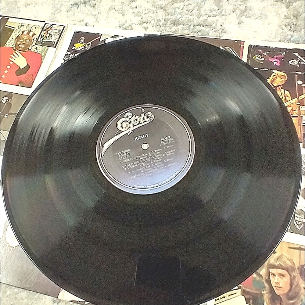 Heart Greatest Hits / Live Vinyl Record LP Album - Picture 6 of 12